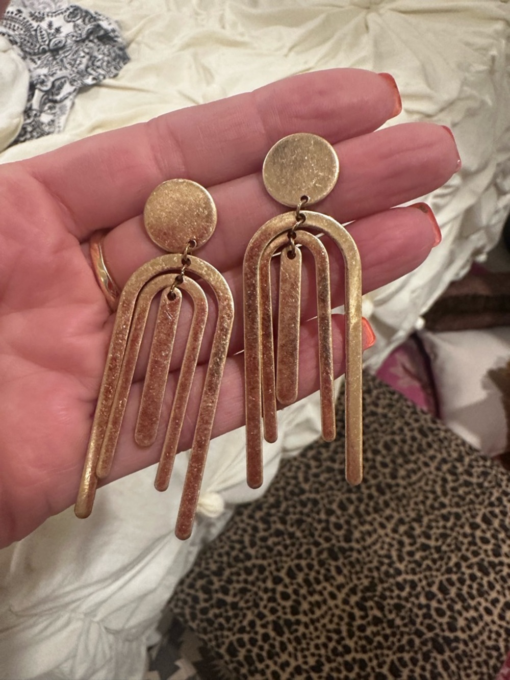 Gold-Tone Art Deco Drop Earrings - Elegant Women Jewelry